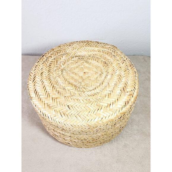 Handwoven Wicker Basket Rounded Storage w/ Lid 9" x 6" Home Decor Vintage - Picture 2 of 13